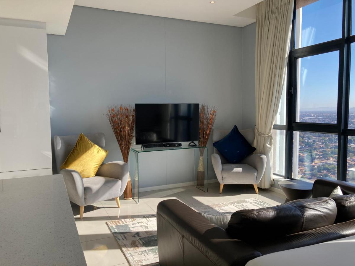 Urban Awe Apartment-Itowers 23Rd Floor Gaborone Ngoại thất bức ảnh