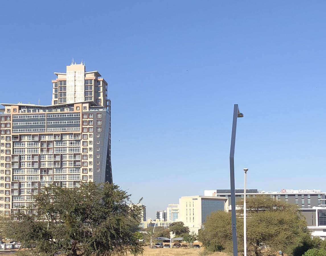 Urban Awe Apartment-Itowers 23Rd Floor Gaborone Ngoại thất bức ảnh
